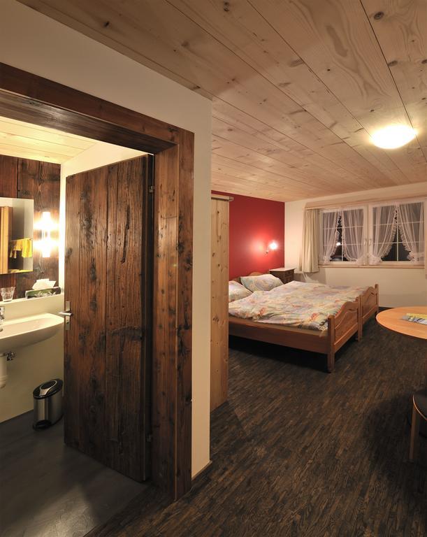 Bed and Breakfast Gastehaus Zum Tulpenbaum Turbenthal Экстерьер фото